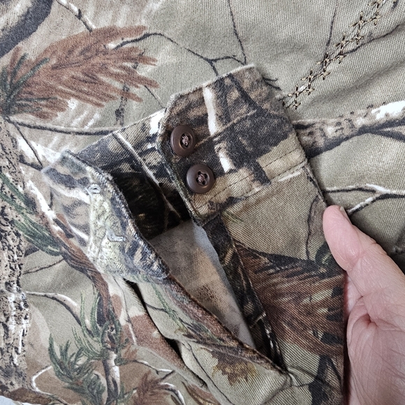 CABELA'S Embroidered Western Realtree Camo Hunting Shirt Silent Weave Womens‎ S - Picture 11 of 11